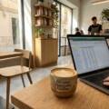 Los mejores espacios para trabajar con café de especialidad en Alicante (2025)